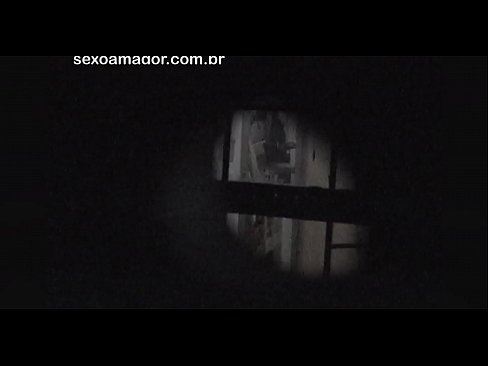 ❤️ Блондинку тайно снимает на видео соседский вуайерист, спрятанный за полыми кирпичами ❤❌ Порнуха на нашем сайте ❌️